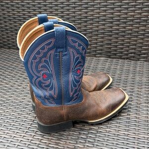Child’s Two-Tone Ariat Western Cowboy Boots - Blue and Brown
